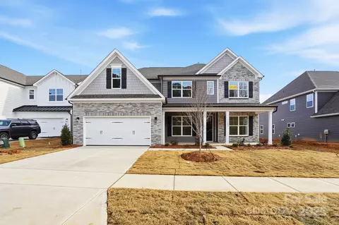 1247 Carrington Dr, Stanley, NC 28164