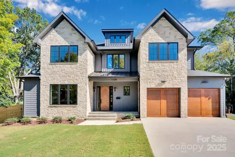 1109 Wimbledon Rd, Charlotte, NC 28209