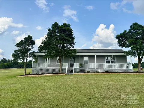 Exterior - 3123 Stack Rd, Monroe, NC 28112 photo 3 of 8