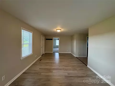 Living - 3123 Stack Rd, Monroe, NC 28112 photo 4 of 9