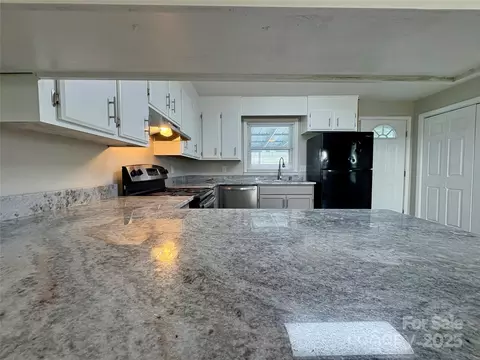Kitchen - 3123 Stack Rd, Monroe, NC 28112 photo 1 of 5