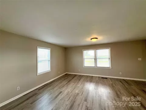 Living - 3123 Stack Rd, Monroe, NC 28112 photo 1 of 9