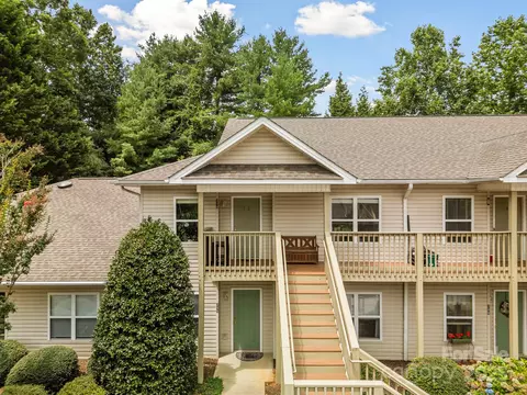 210 Carrington Pl, Arden, NC 28704