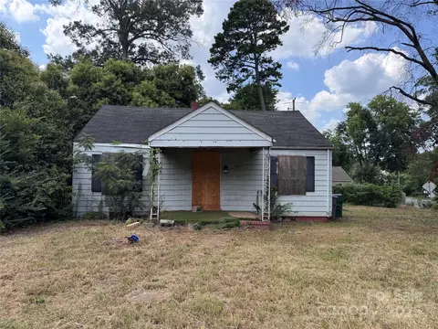 100 S Gardner Ave, Charlotte, NC 28208
