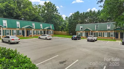 310 W Catawba Ave, Mount Holly, NC 28120