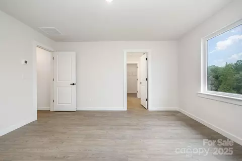 729 32nd Ne St NE, Conover, NC 28613 photo 15