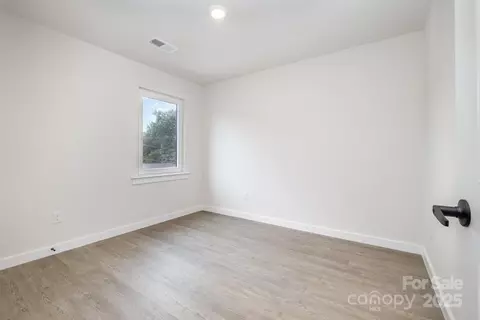 729 32nd Ne St NE, Conover, NC 28613 photo 19