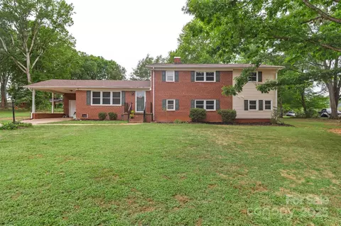 237 Edgewood St, Shelby, NC 28152