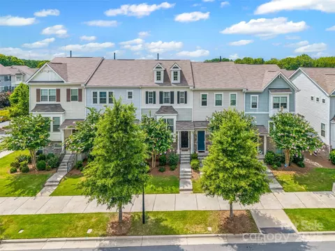 9232 Ainslie Downs St, Charlotte, NC 28273