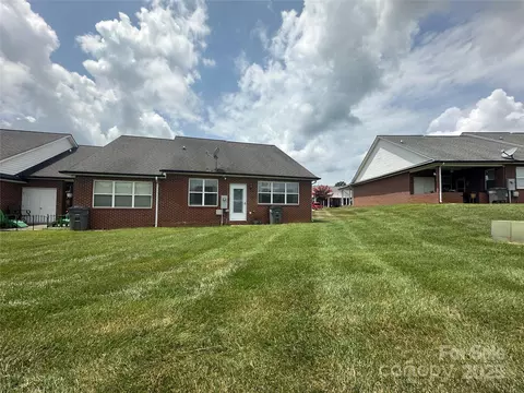 Exterior - 3878 Sage Ct, Denver, NC 28037 photo 2 of 3