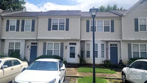 3129 Nevin Place Dr, Charlotte, NC 28269
