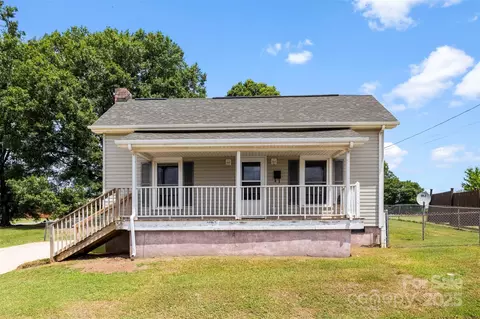107 Ervin St, Belmont, NC 28012