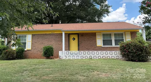 3601 Braden Dr, Charlotte, NC 28216