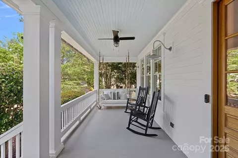 229 Brook St, Davidson, NC 28036 photo 4