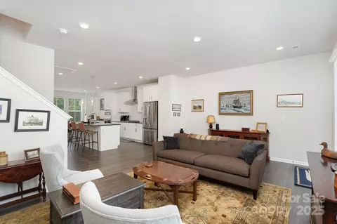 Living - 408 Catawba Ave, Davidson, NC 28036 photo 2 of 3