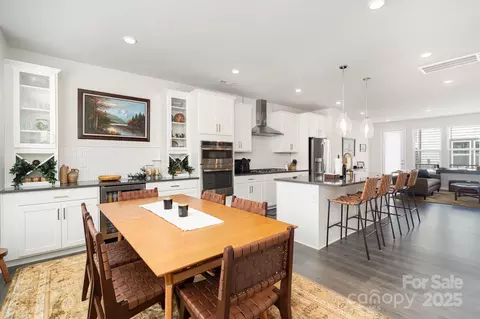 408 Catawba Ave, Davidson, NC 28036
