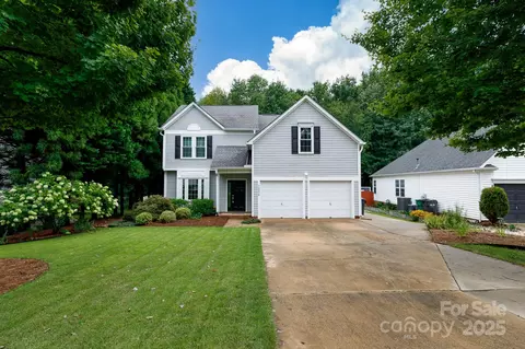14006 Hatton Cross Dr, Charlotte, NC 28278