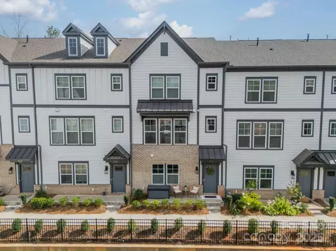 5013 Nestling Spring St, Charlotte, NC 28205