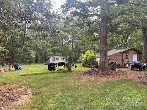 Exterior - 5790 Summer Ln, Cherryville, NC 28021 photo 10 of 13