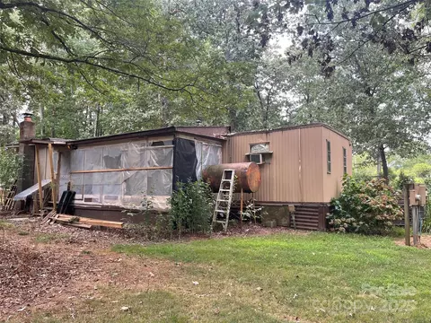 Exterior - 5790 Summer Ln, Cherryville, NC 28021 photo 9 of 13