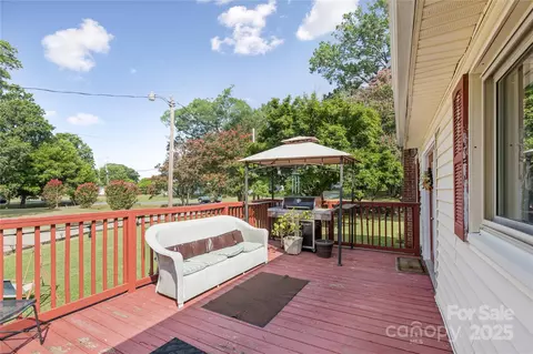 Exterior - 107 Easy St, Concord, NC 28027 photo 5 of 6