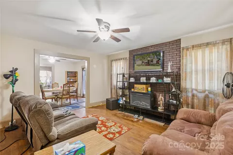 Living - 107 Easy St, Concord, NC 28027 photo 2 of 4