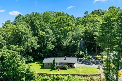 11 Stonecrest Hts, Waynesville, NC 28786