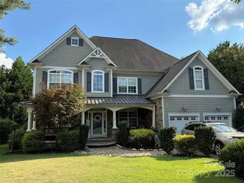 779 Fairway Point Dr, Tega Cay, SC 29708