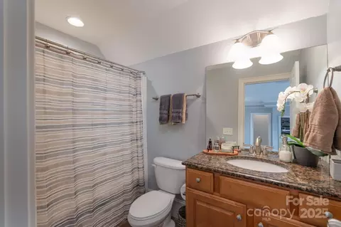 Bath - 779 Fairway Point Dr, Tega Cay, SC 29708 photo 4 of 4