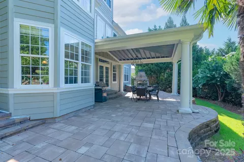 Exterior - 779 Fairway Point Dr, Tega Cay, SC 29708 photo 8 of 13