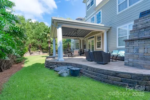Exterior - 779 Fairway Point Dr, Tega Cay, SC 29708 photo 10 of 13