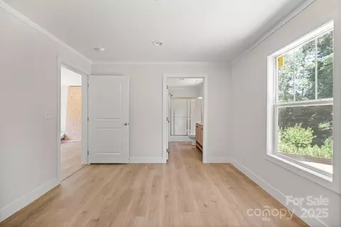Bedroom - 3045 8th Se Ave SE, Conover, NC 28613 photo 5 of 6