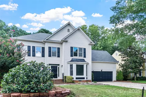 9418 Arborview Ct, Charlotte, NC 28269