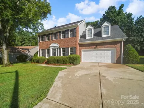 722 Tysons Forest Dr, Rock Hill, SC 29732