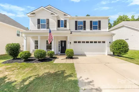 208 Paradise Hills Cir, Mooresville, NC 28115
