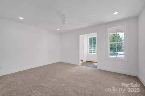 203 Davidson Gateway Dr, Davidson, NC 28036 photo 5