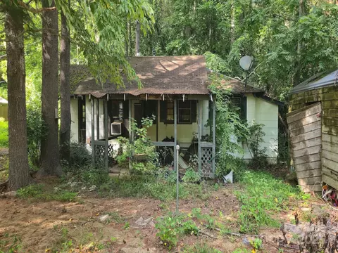 103 Heart Ln, Maggie Valley, NC 28751