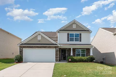 7015 Palatine Ln, Charlotte, NC 28214