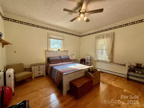 Bedroom - 17 3rd St, Marion, NC 28752 photo 1 of 4