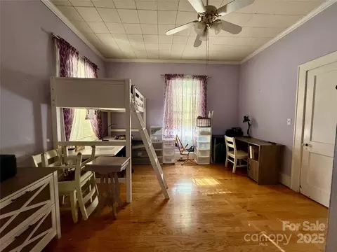 Bedroom - 17 3rd St, Marion, NC 28752 photo 2 of 4