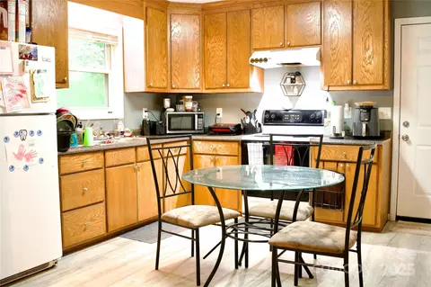 2379 Pea Ridge Rd, Mill Spring, NC 28756 photo 4