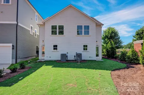 Exterior - 205 Davidson Gateway Dr, Davidson, NC 28036 photo 2 of 3