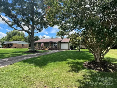 120 Race Path Church Rd, Ellenboro, NC 28040