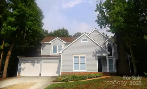 9900 Alexander Glen Dr, Charlotte, NC 28262