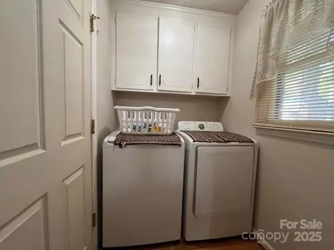 90 Long St, Marion, NC 28752 photo 15