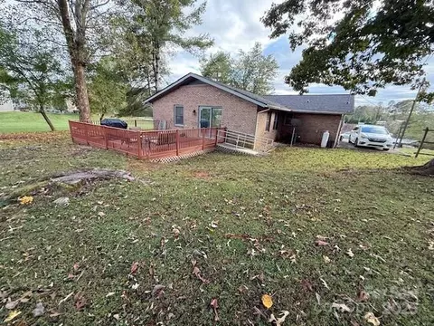 90 Long St, Marion, NC 28752 photo 32
