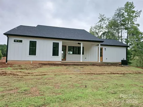 Exterior - 91 Lexxi Ln, Tryon, NC 28782 photo 2 of 3