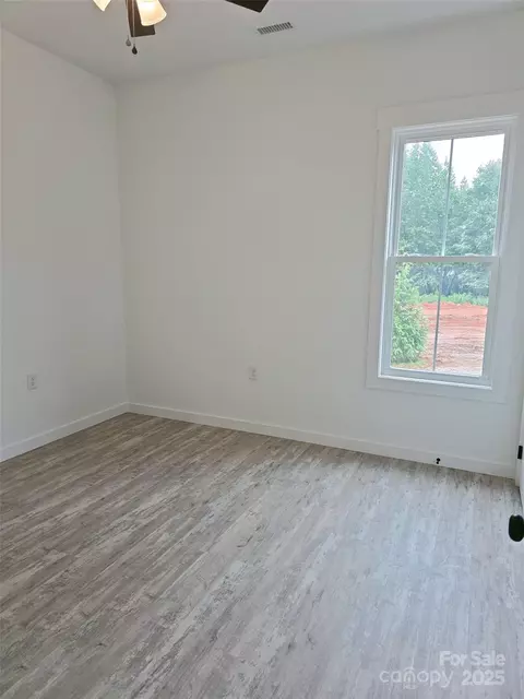 Bedroom - 91 Lexxi Ln, Tryon, NC 28782 photo 2 of 3