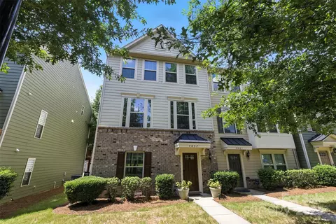 4057 Zilker Park Dr, Charlotte, NC 28217