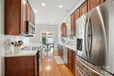 Kitchen - 3281 Richards Xing, Fort Mill, SC 29708 photo 3 of 6
